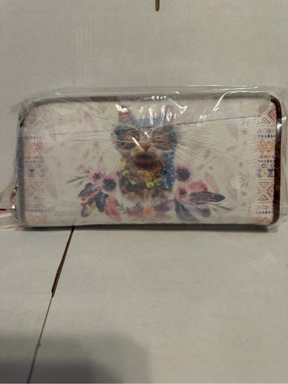 Floral CatPrint Zip-Around Wallet in White with wristlet strap